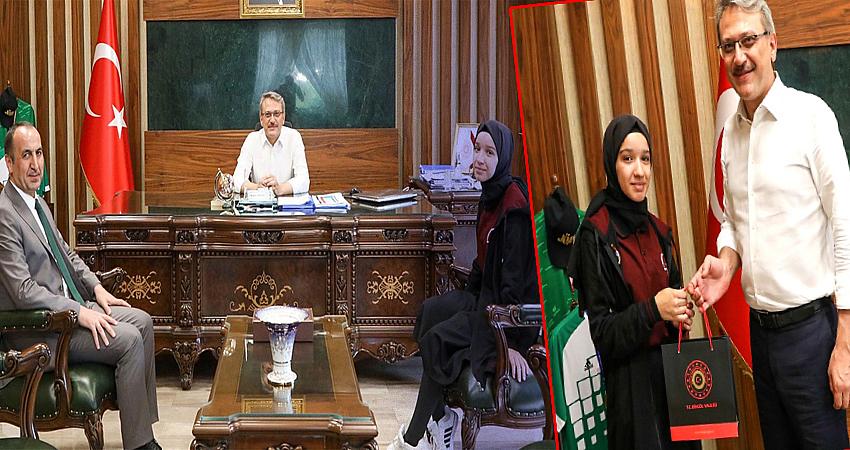 BİNGÖLLÜ ÖĞRENCİ MEKTUP YARIŞMASINDA BİRİNCİ OLDU