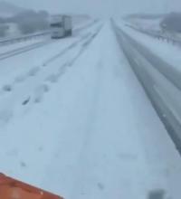 Yüksek Yerlerde Kar, Şehir Merkezinde Sağanak