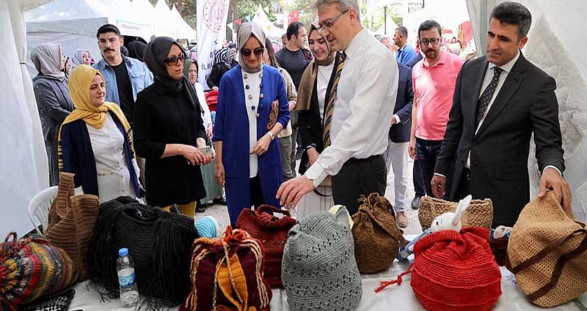 KURSLARDA ÜRETİLEN ÜRÜNLER SERGİLENDİ